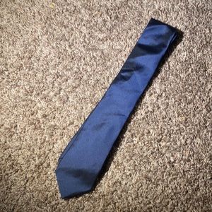 Kenneth Cole Reaction Skinny Tie